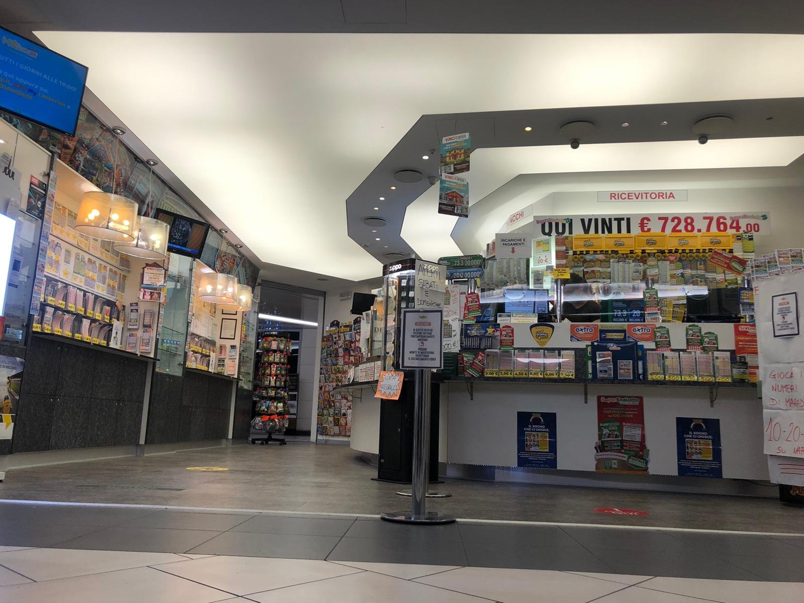 9DE70168-E67D-454E-9447-5735573D75D3