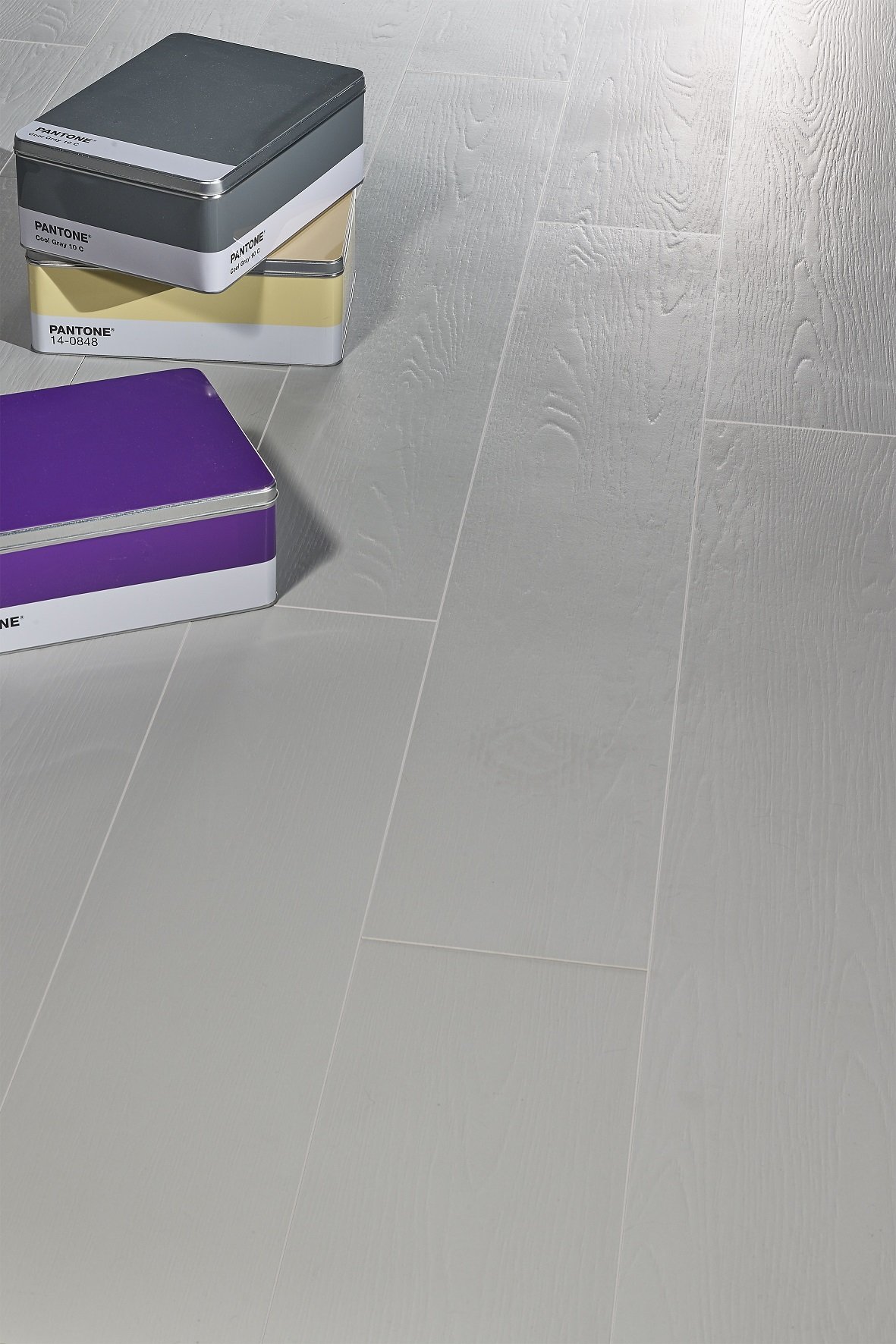 wood41-hires-grey-01